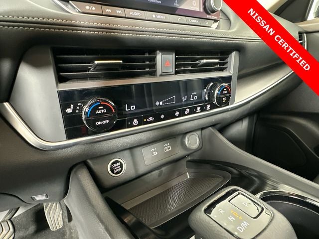 2023 Nissan Rogue SV Midnight Edition & Premium Package