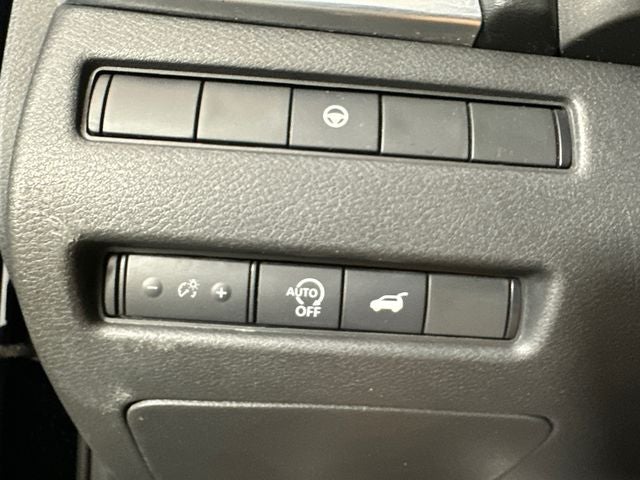 2023 Nissan Rogue SV Midnight Edition & Premium Package