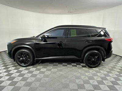 2023 Nissan Rogue SV Midnight Edition & Premium Package