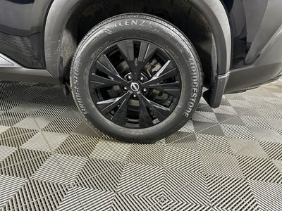 2023 Nissan Rogue SV Midnight Edition & Premium Package