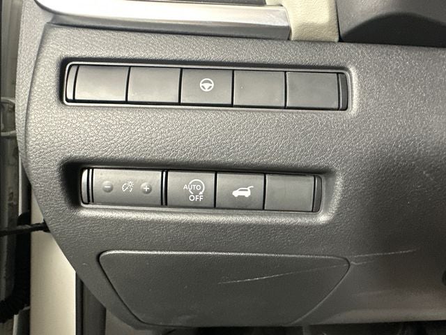 2023 Nissan Rogue SV Premium Package