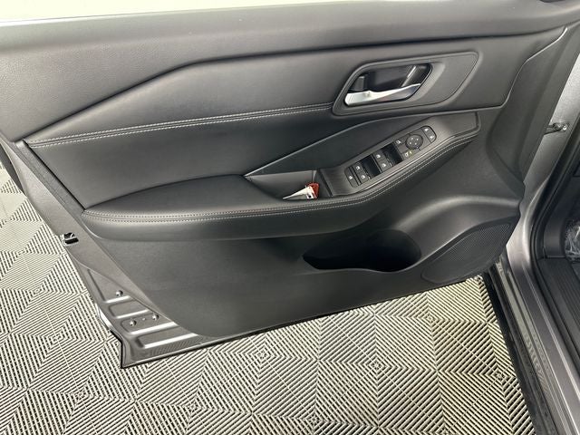 2024 Nissan Rogue SV Premium Package