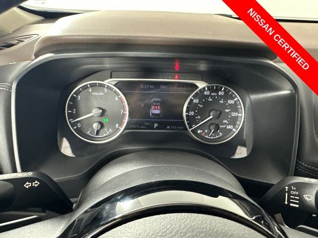2023 Nissan Rogue SV Midnight Edition & Premium Package