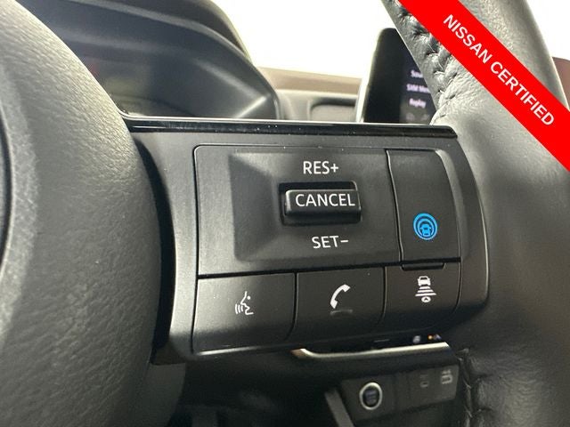 2023 Nissan Rogue SV Midnight Edition & Premium Package