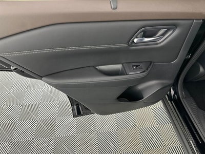 2023 Nissan Rogue SV Midnight Edition & Premium Package