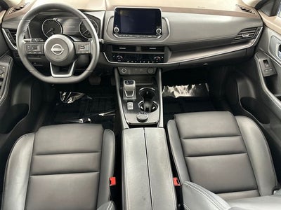 2023 Nissan Rogue SV Midnight Edition & Premium Package