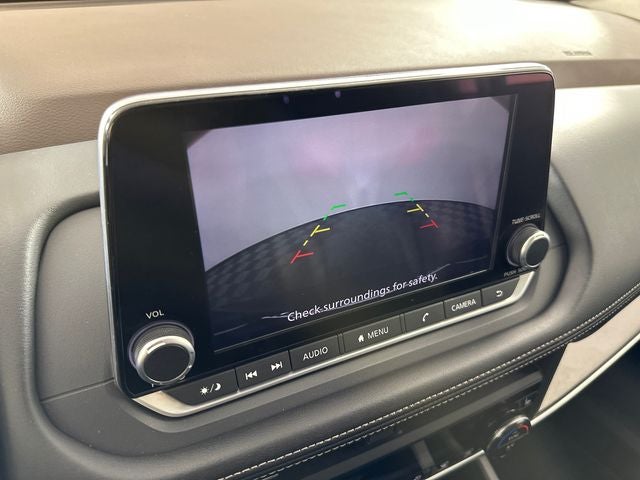 2023 Nissan Rogue SV Midnight Edition & Premium Package