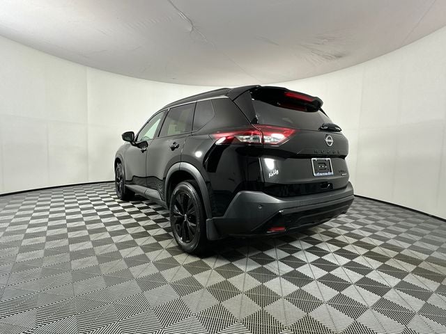 2023 Nissan Rogue SV Midnight Edition & Premium Package
