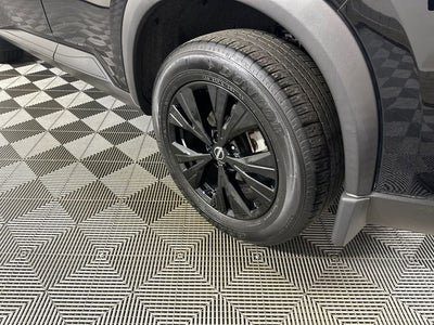 2023 Nissan Rogue SV Midnight Edition & Premium Package