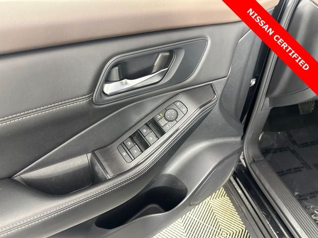 2023 Nissan Rogue SV Midnight Edition & Premium Package