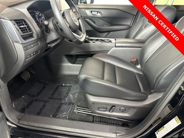 2023 Nissan Rogue SV Midnight Edition & Premium Package