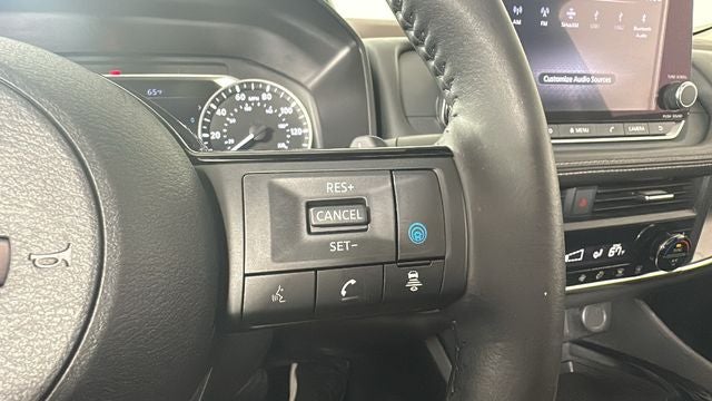 2023 Nissan Rogue SV Midnight Edition & Premium Package