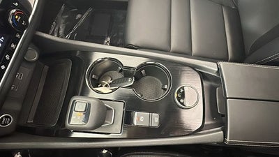 2023 Nissan Rogue SV Midnight Edition & Premium Package