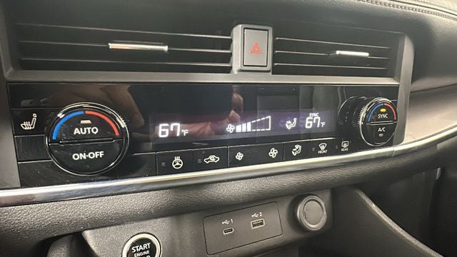 2023 Nissan Rogue SV Midnight Edition & Premium Package