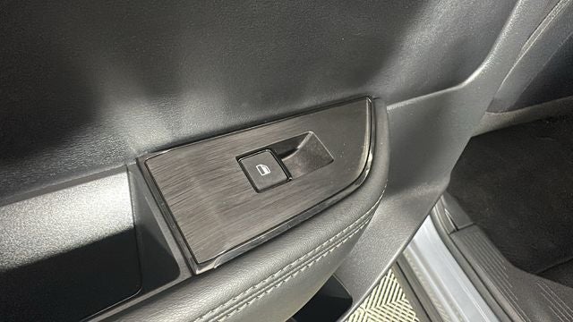 2023 Nissan Rogue SV Midnight Edition & Premium Package