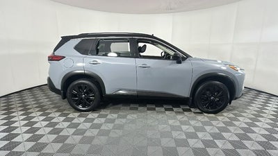 2023 Nissan Rogue SV Midnight Edition & Premium Package