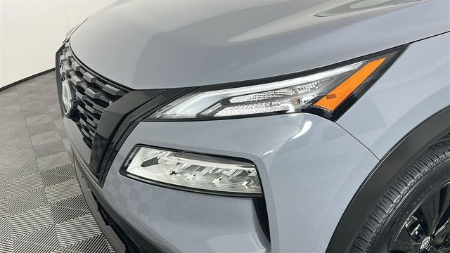 2023 Nissan Rogue SV Midnight Edition & Premium Package