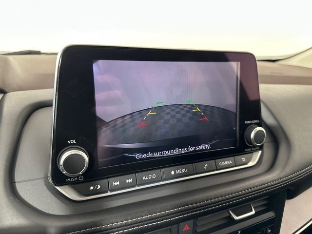 2023 Nissan Rogue SV Midnight Edition & Premium Package