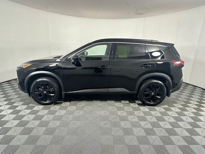 2023 Nissan Rogue SV Midnight Edition & Premium Package