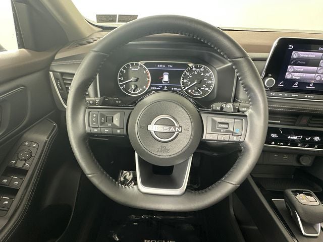 2023 Nissan Rogue SV Midnight Edition & Premium Package