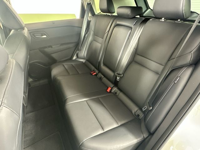 2023 Nissan Rogue SV Midnight Edition & Premium Package