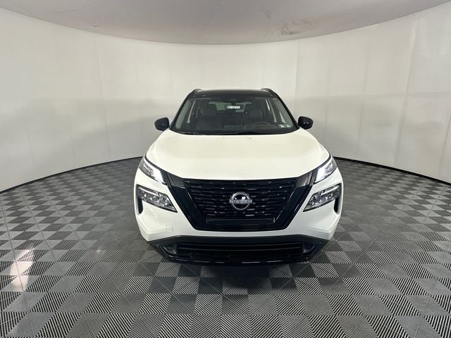 2023 Nissan Rogue SV Midnight Edition & Premium Package