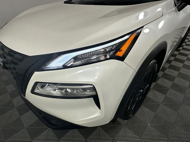 2023 Nissan Rogue SV Midnight Edition & Premium Package