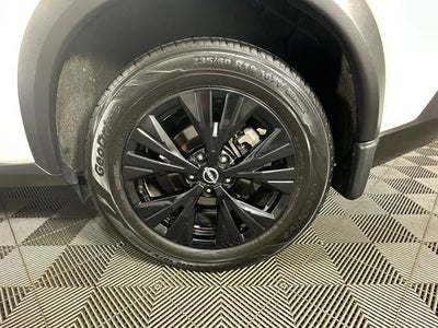 2023 Nissan Rogue SV Midnight Edition & Premium Package