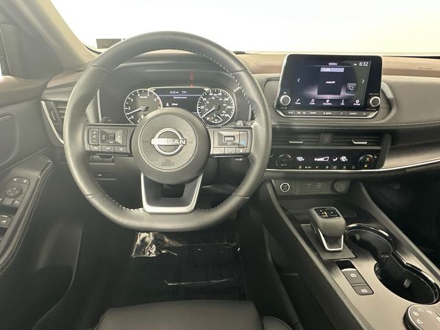 2023 Nissan Rogue SV Midnight Edition & Premium Package
