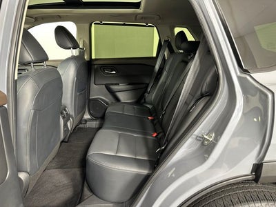 2023 Nissan Rogue SV Midnight Edition & Premium Package