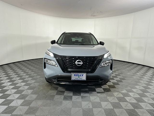 2023 Nissan Rogue SV Midnight Edition & Premium Package