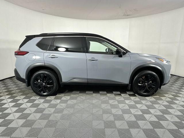 2023 Nissan Rogue SV Midnight Edition & Premium Package