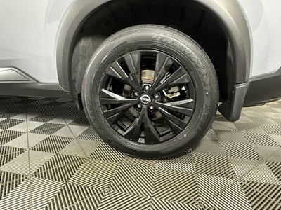 2023 Nissan Rogue SV Midnight Edition & Premium Package