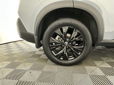 2023 Nissan Rogue SV Midnight Edition & Premium Package