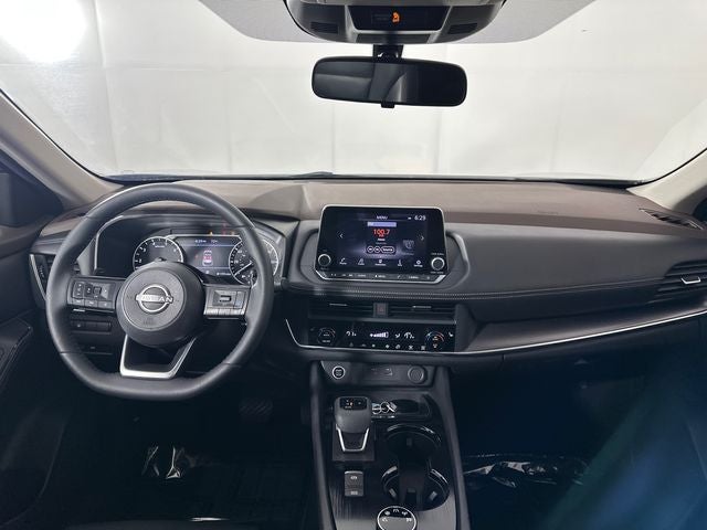 2023 Nissan Rogue SV Midnight Edition & Premium Package