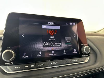 2023 Nissan Rogue SV Midnight Edition & Premium Package