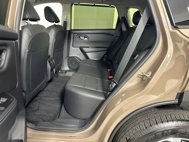 2024 Nissan Rogue SV Premium Package
