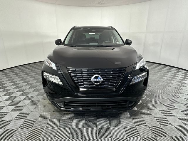 2023 Nissan Rogue SV Midnight Edition & Premium Package
