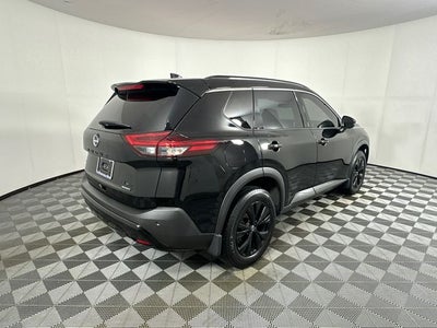 2023 Nissan Rogue SV Midnight Edition & Premium Package