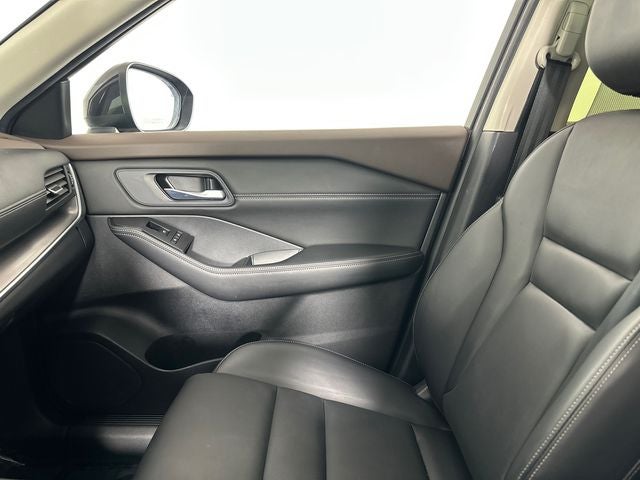 2023 Nissan Rogue SV Premium Package