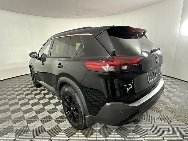 2023 Nissan Rogue SV Midnight Edition & Premium Package