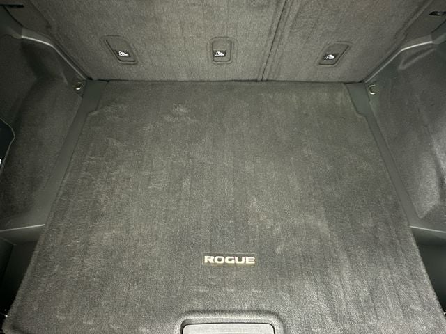 2023 Nissan Rogue SV Midnight Edition & Premium Package