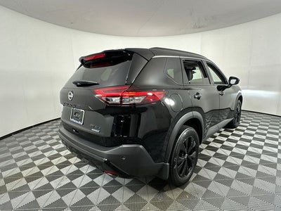 2023 Nissan Rogue SV Midnight Edition & Premium Package