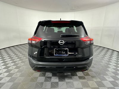 2023 Nissan Rogue SV Midnight Edition & Premium Package