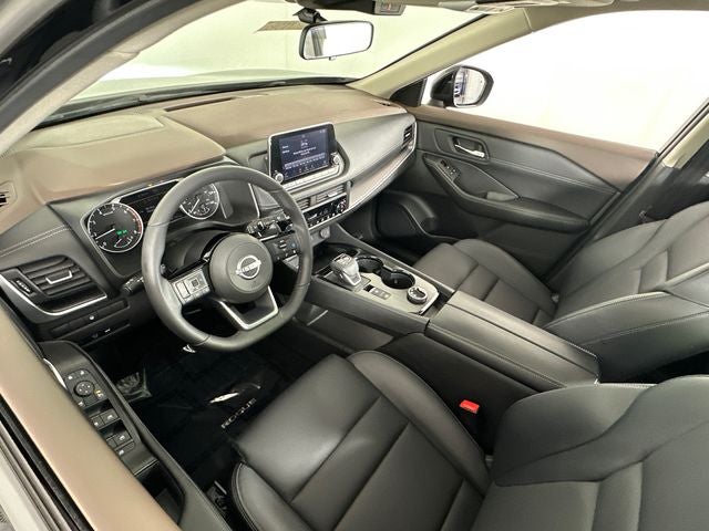 2023 Nissan Rogue SV Midnight Edition & Premium Package