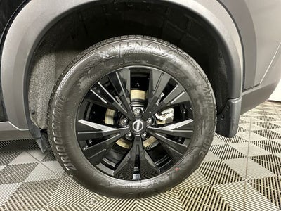 2023 Nissan Rogue SV Midnight Edition & Premium Package