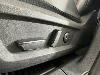 2023 Nissan Rogue SV Midnight Edition & Premium Package