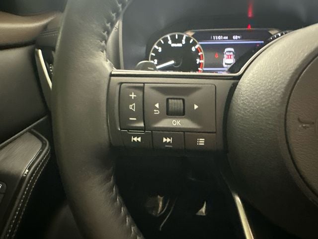 2023 Nissan Rogue SV Midnight Edition & Premium Package
