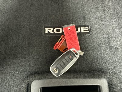 2023 Nissan Rogue SV Midnight Edition & Premium Package