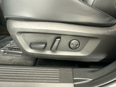 2023 Nissan Rogue SV Midnight Edition & Premium Package